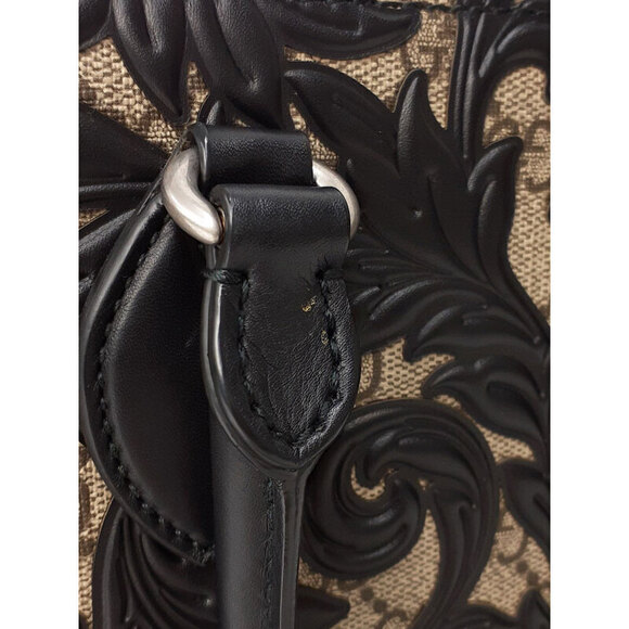 Gucci Arabesque GG Supreme Handbag - Picture 5 of 9